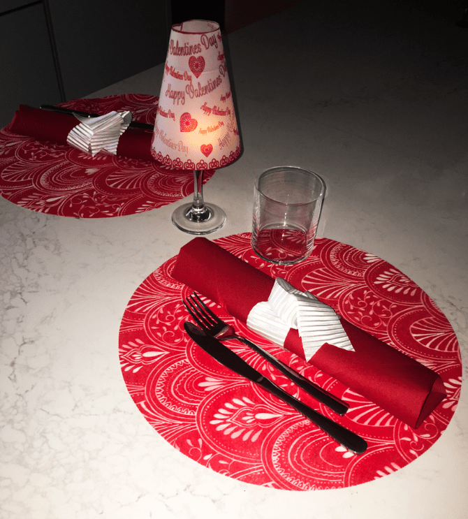 Milano Design Round Placemats – Black | Place Matters (Pack of 20) - Place Matters